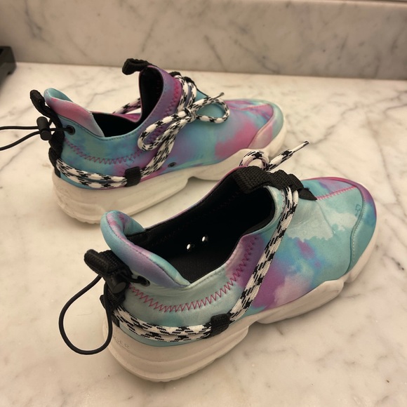 JOHN GEIGER 002 low top sneaker! - Picture 3 of 4